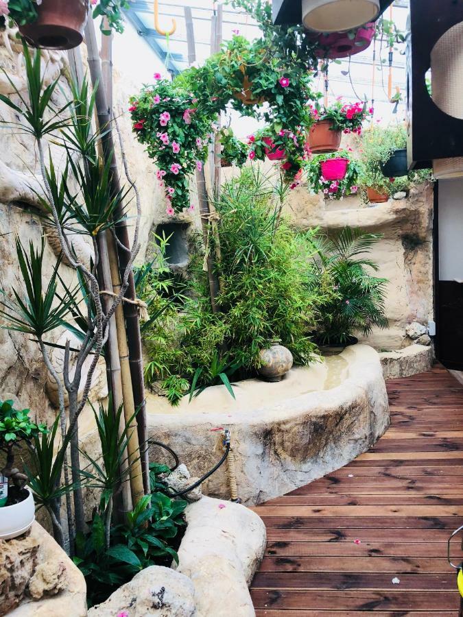 Buddha Suites Paphos Esterno foto
